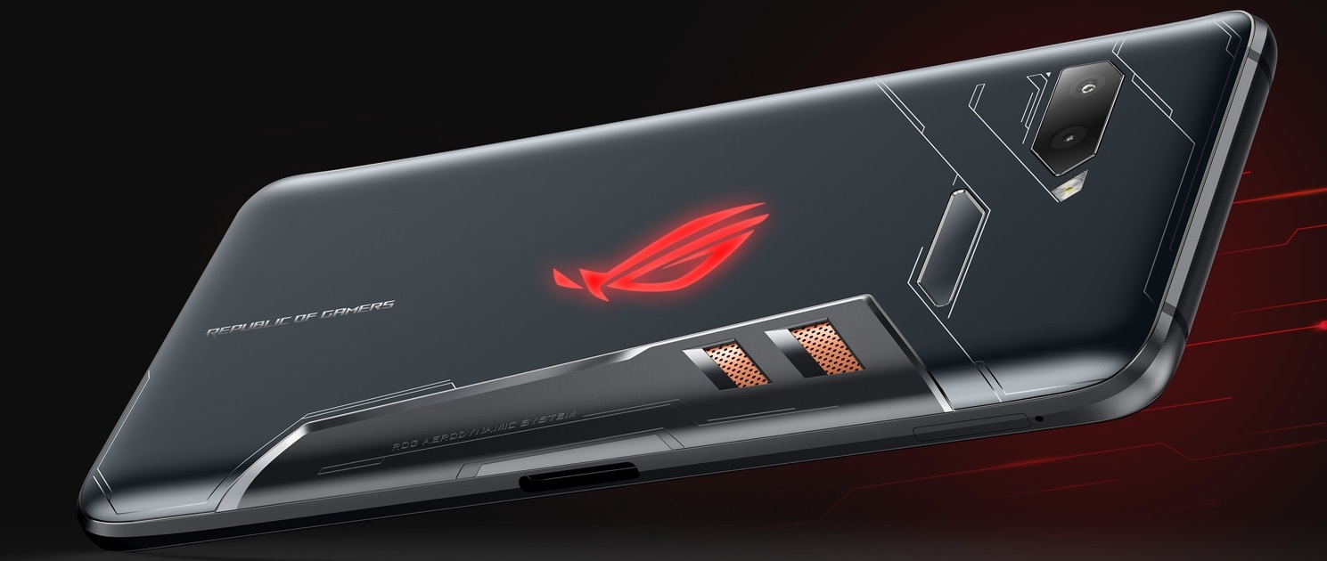 ergonomický design stvořený přímo pro hráče - ASUS ROG Phone